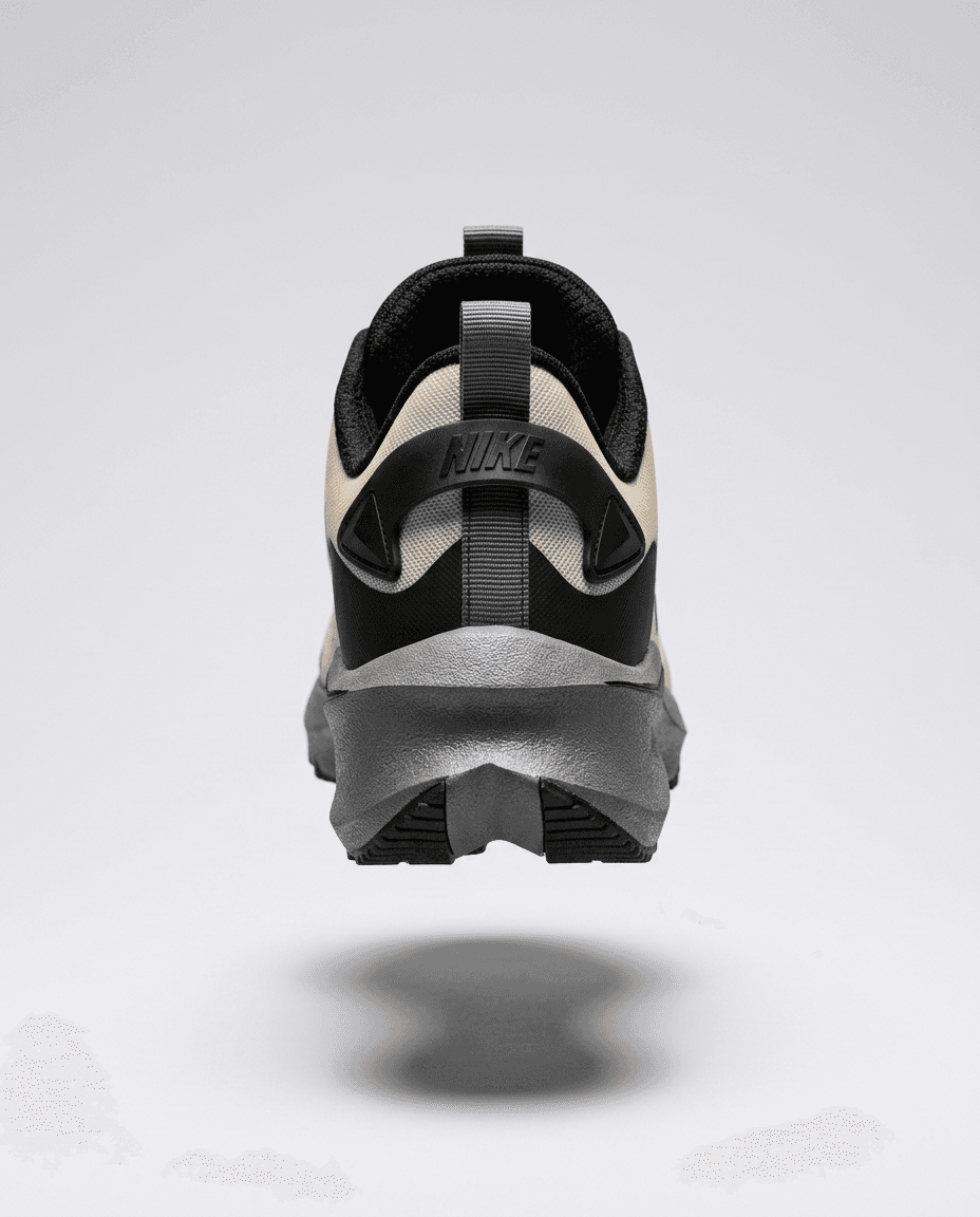 Nike Air ZoomX yugurish krossovkalari